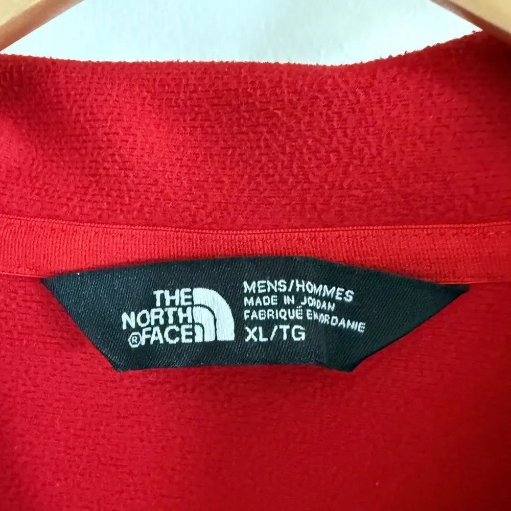 The North Face Men’s Red Logo Quarter-Zip Sweatshirt Fleece Pullover, XL